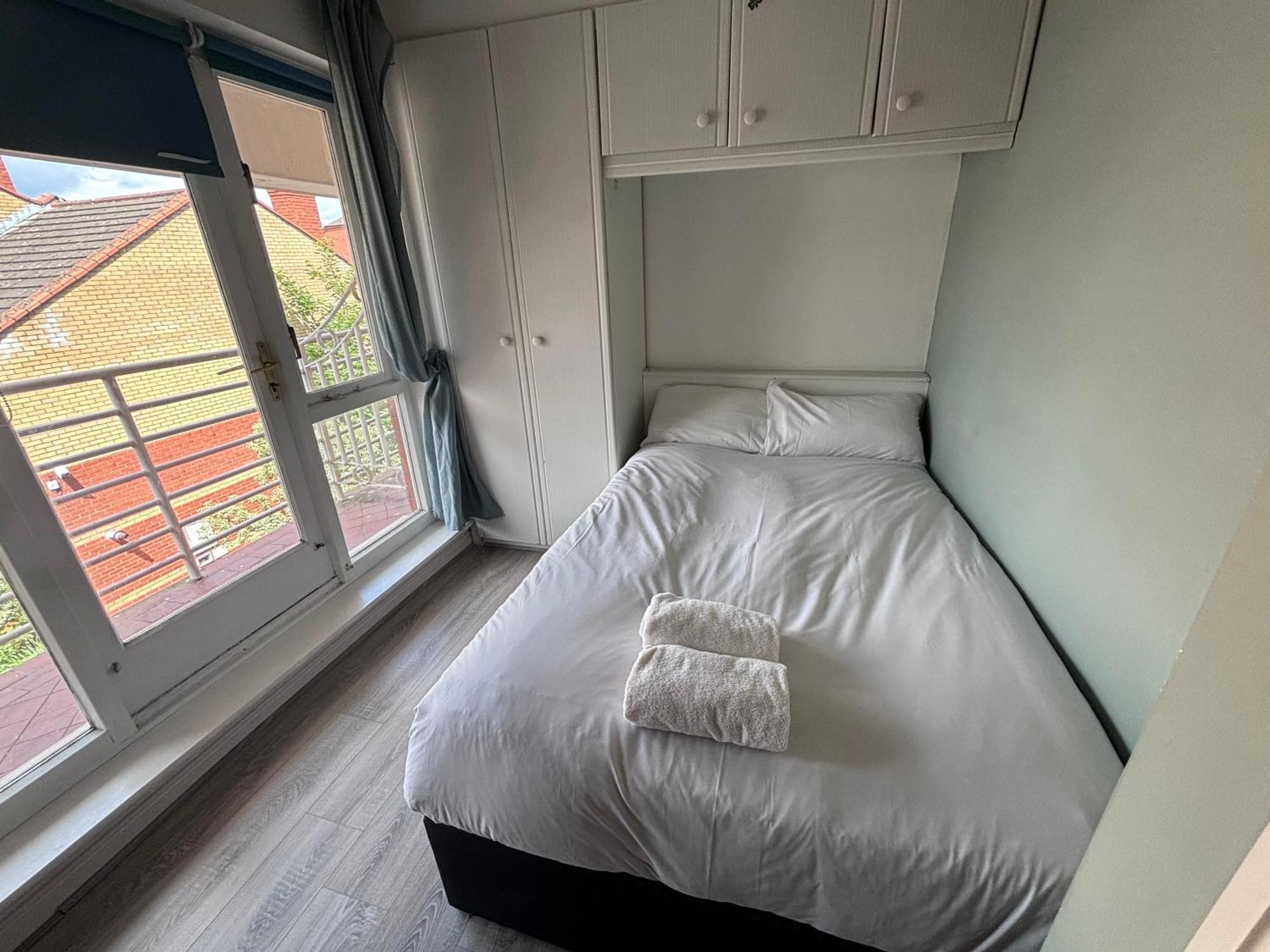 Central, Comfortable And Spacious 4 Bed Duplex Dublin Kültér fotó