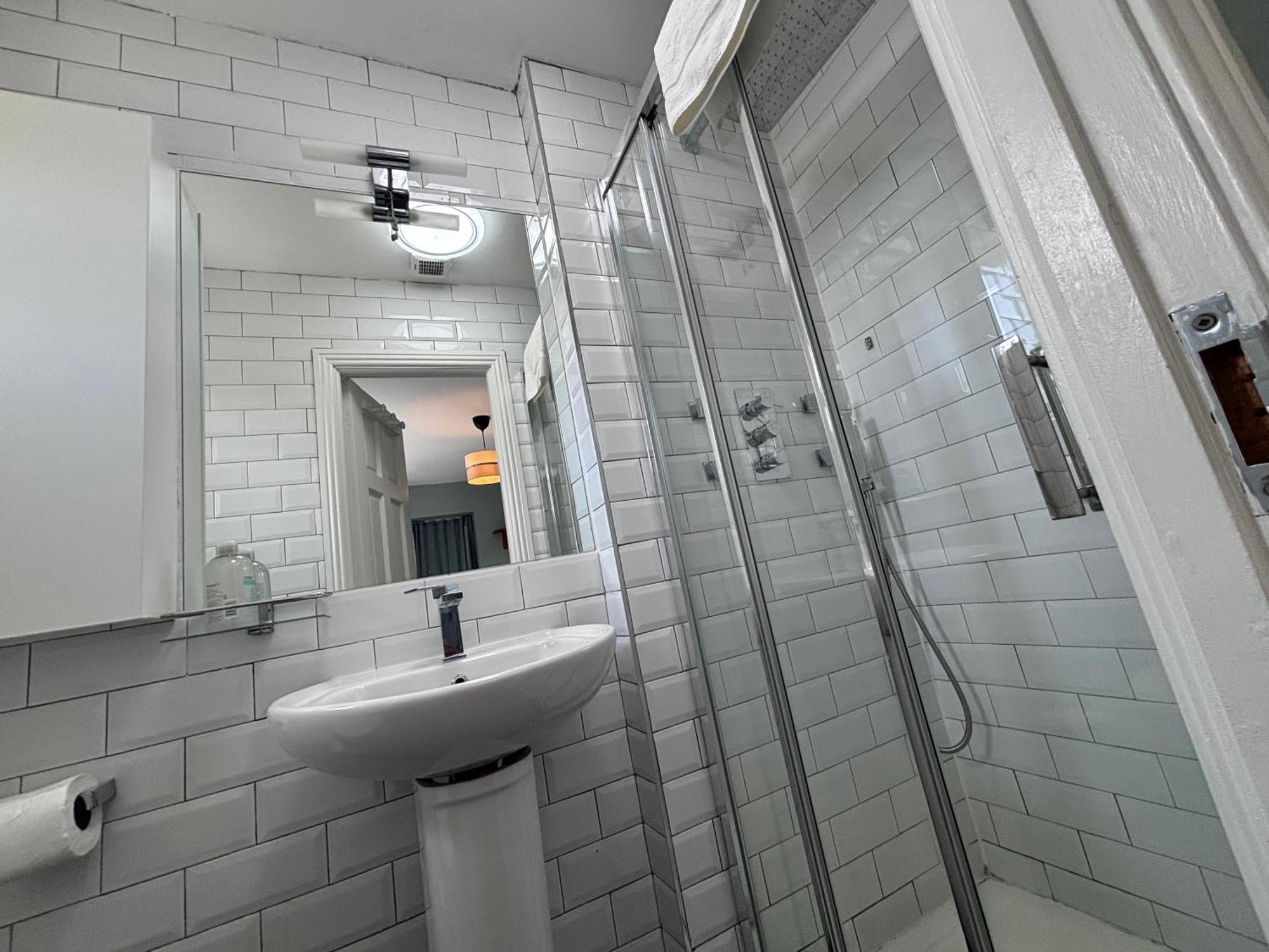 Central, Comfortable And Spacious 4 Bed Duplex Dublin Kültér fotó
